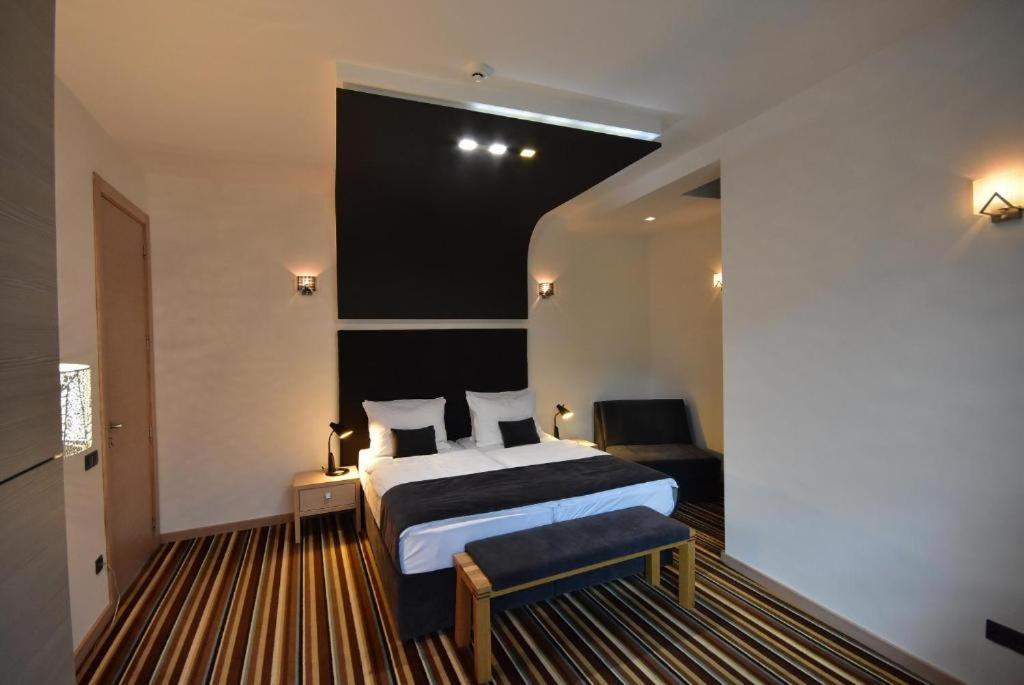 Apartments Melody ซาราเยโว ภายนอก รูปภาพ