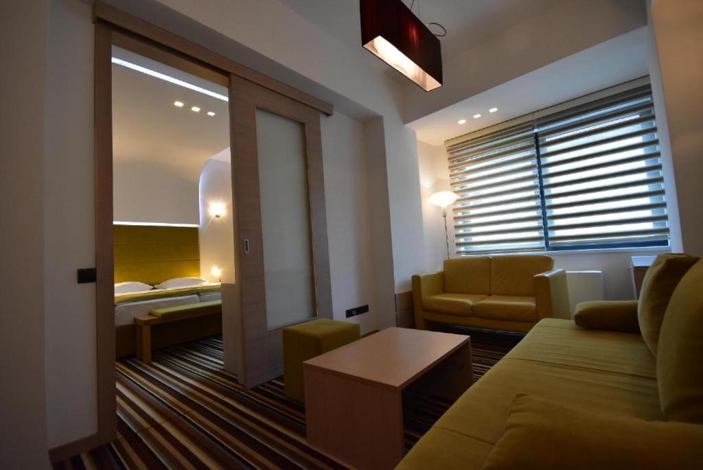 Apartments Melody ซาราเยโว ภายนอก รูปภาพ