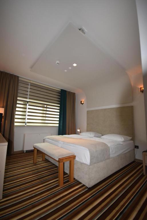 Apartments Melody ซาราเยโว ภายนอก รูปภาพ